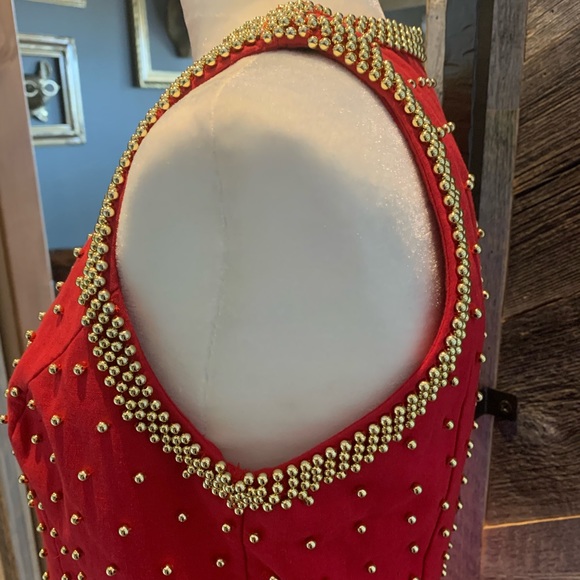 Carmen Marc Valvo Sheath Crew Neck Dress - Picture 2 of 13